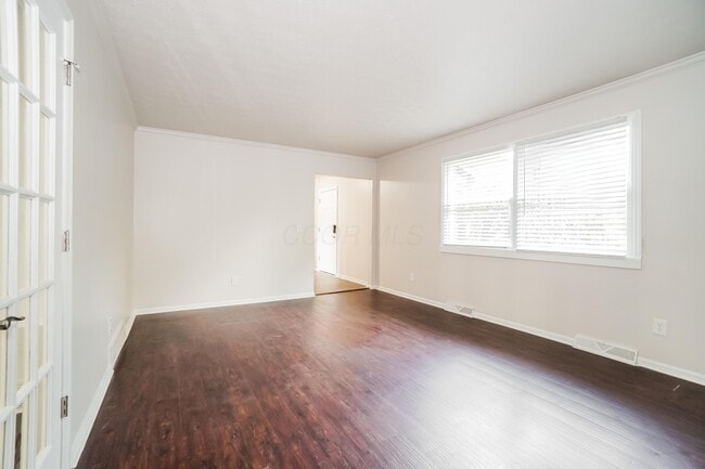 Building Photo - 1881 Faymeadow Ave