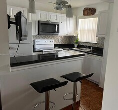 Building Photo - 8305 Sunrise Lakes Blvd