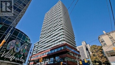 Building Photo - 280 Dundas St W