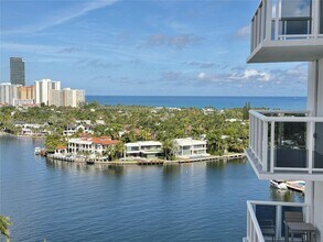 Building Photo - 20515 E Country Club Dr