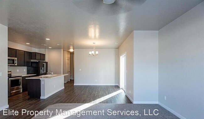 Building Photo - 4 br, 2.5 bath House - 10043 W Campville