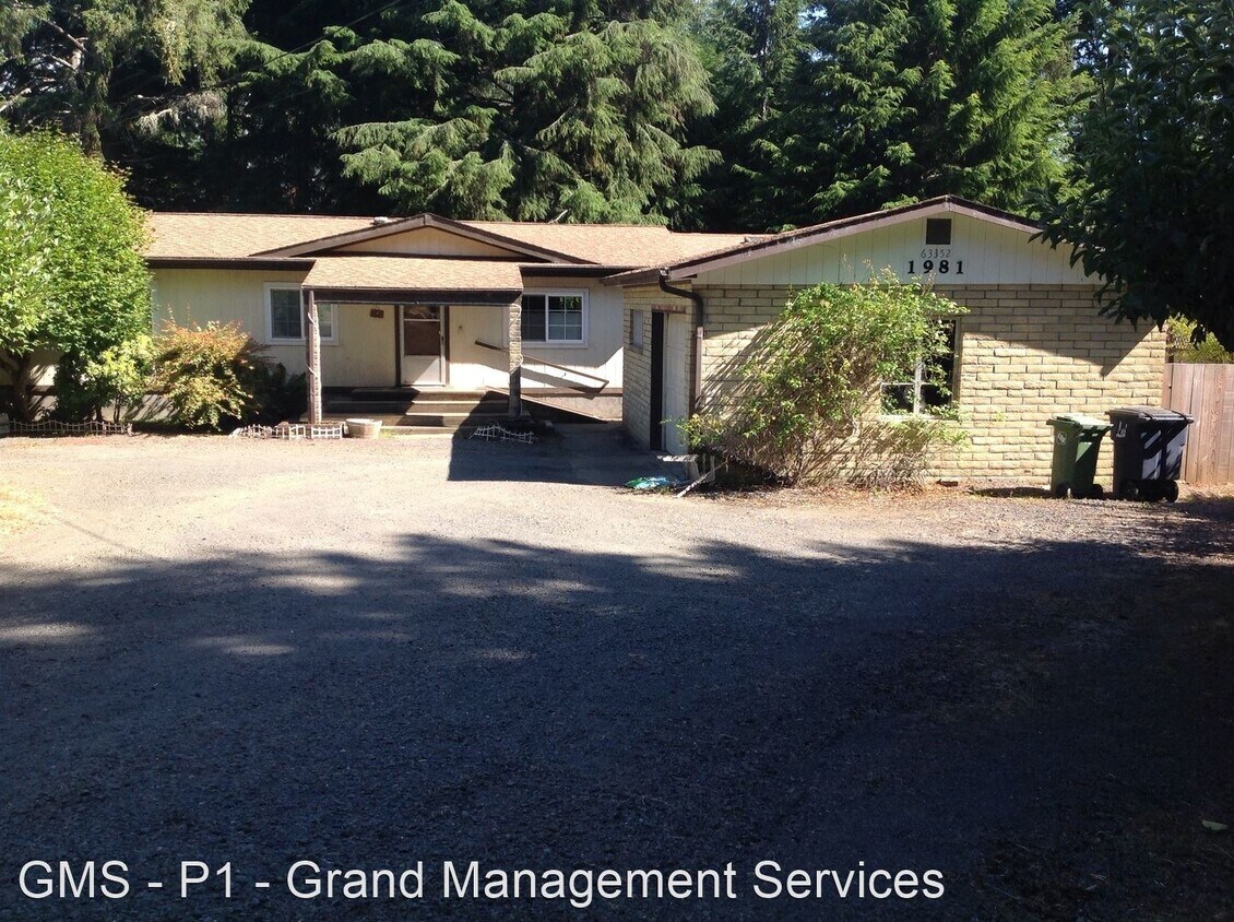 Primary Photo - 4 br, 2 bath House - 63352 Sierra Road