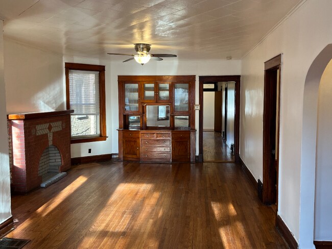 Foto del edificio - 1333 N Avers Ave