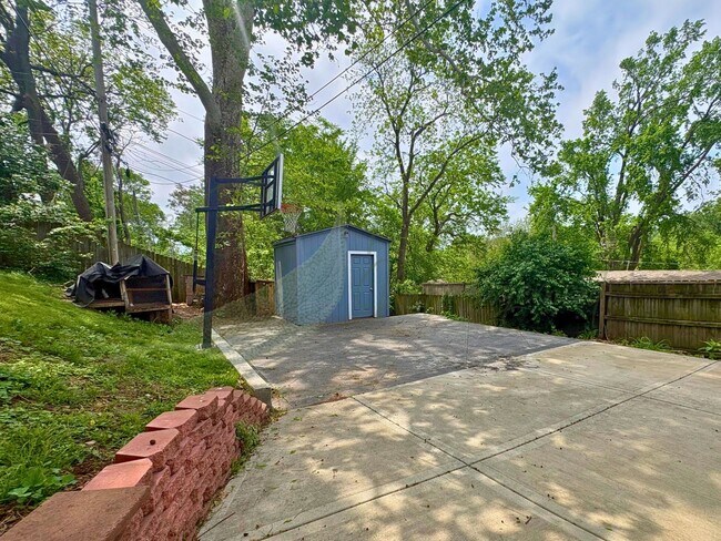 Foto del edificio - MODERN UPDATES!!!