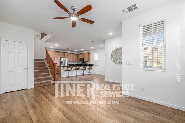 Foto del edificio - Spacious Cobblestone Park Home