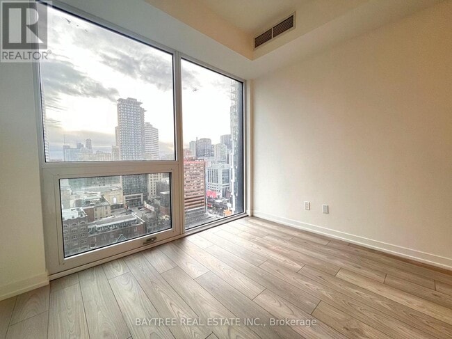 Building Photo - 82 Dalhousie St