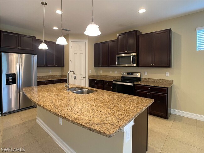 Building Photo - 3549 Bridgewell Ct