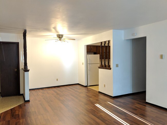 Building Photo - 4450 Trevor Cir