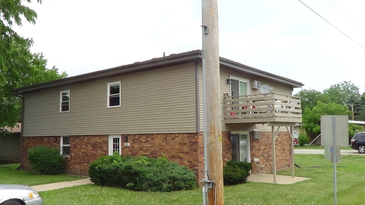 Foto principal - 501-503 W Brink St