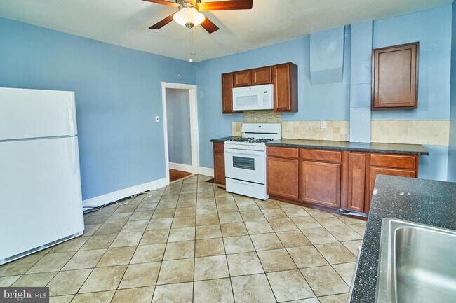 Foto del edificio - 1916 W 7th St