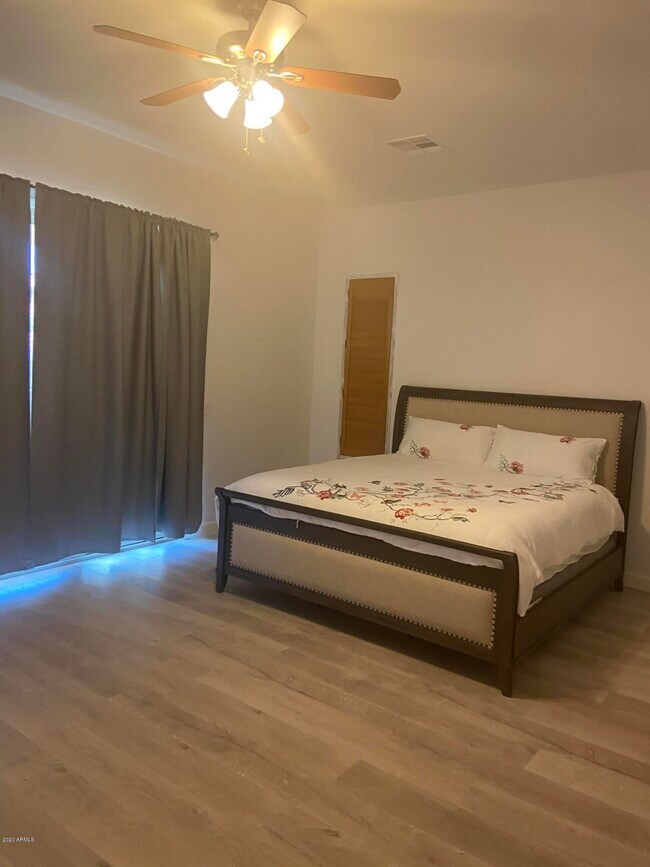 Foto del edificio - 20827 W Eastview Way