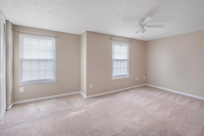 Building Photo - Lovely 2 BR/2 BA Townhome in Bowie!