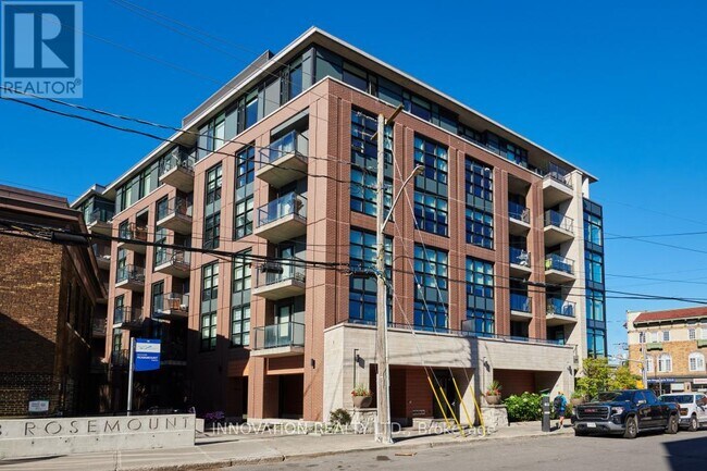 Building Photo - 10 Rosemount Ave