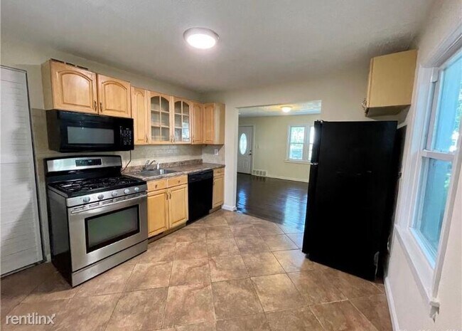 Building Photo - 2 br, 2 bath Townhome - 907 Pearl Harbor St