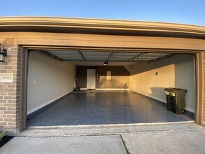 Building Photo - 18326 W Hardy Rd