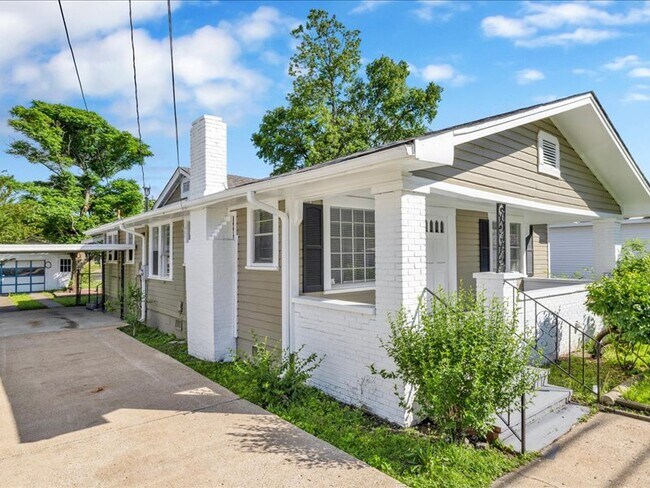Building Photo - 3613 F L Shuttlesworth Dr