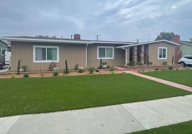 Foto principal - 5741 E 23rd St