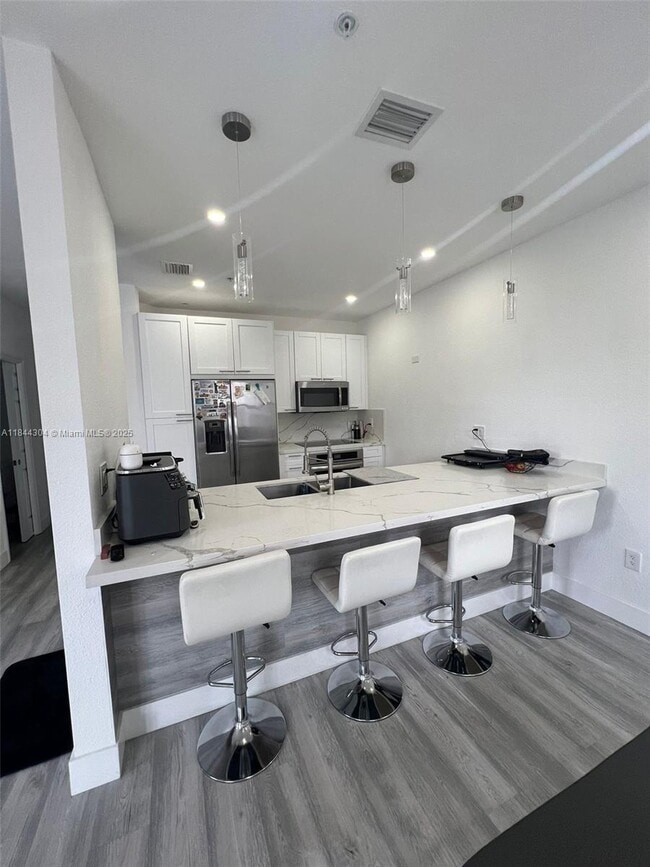 Building Photo - 10630 NW 88th St