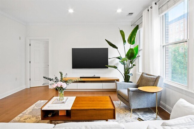 Foto del edificio - 126 Dudley St