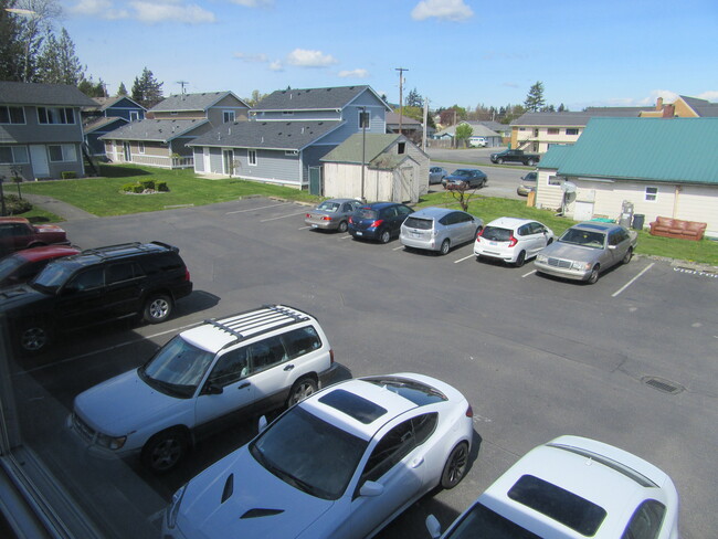 off street designated parking - 1019 22nd St