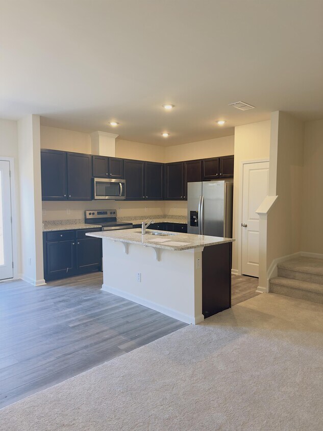 Foto principal - 732 Ambrose Hl Ln