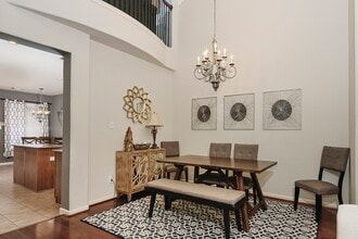 Building Photo - 43 Crocus Petal St