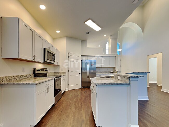 Foto del edificio - 4316 Hanover Park Dr