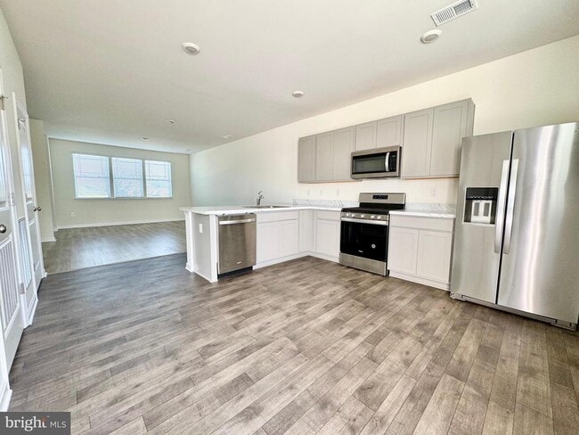 Building Photo - 405 Little Eden Wy