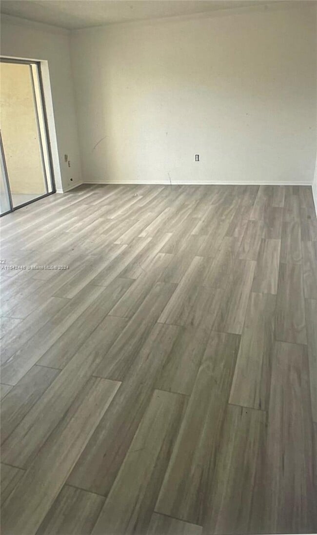 Building Photo - 7765 SW 86th St