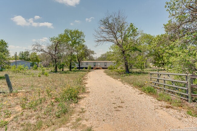 Foto del edificio - 78 Spanish Oak Rd