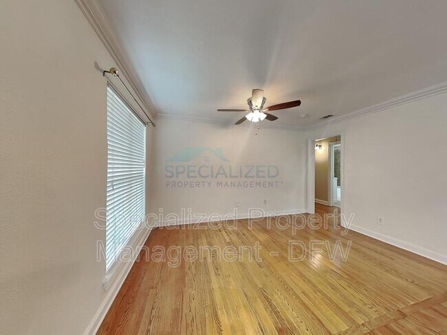 Building Photo - 2300 Westbrook Ave