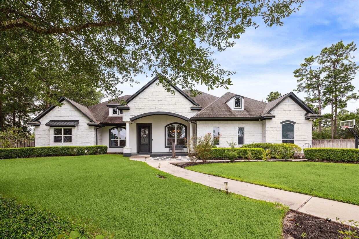 Foto principal - 7811 Bent Green Ln