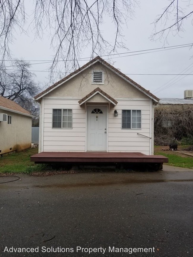 Building Photo - 1864 Cascade Blvd