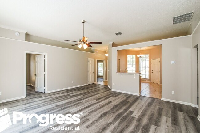 Building Photo - 7686 Fawn Lake Dr S