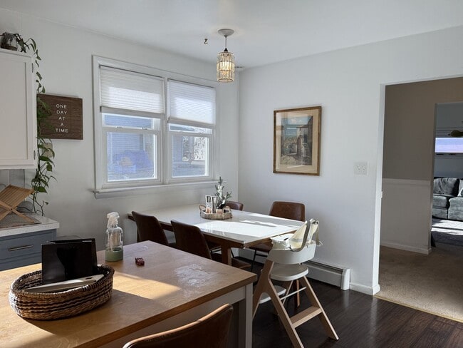 Foto del edificio - Charming 2 Bedroom Home in Prime Lititz Location - Attached Garage & Large Unfinished Basement