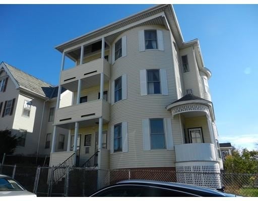 Primary Photo - 30 Pattison St