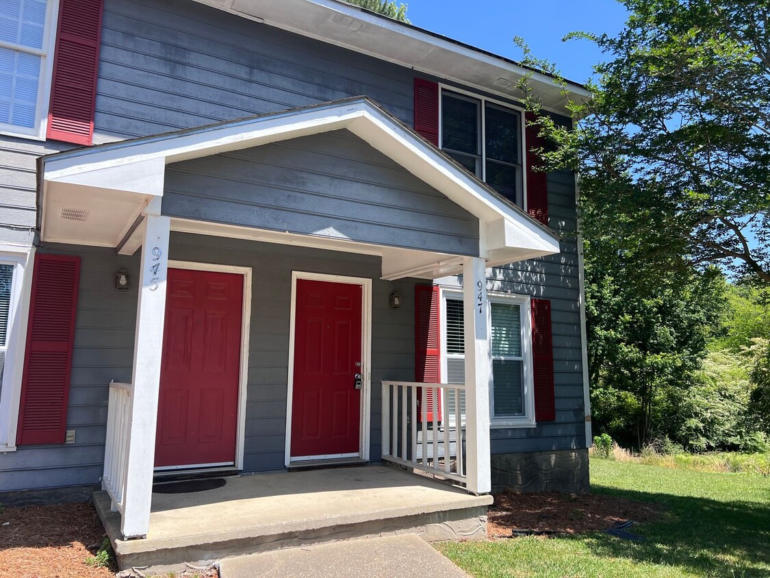 Foto principal - Near Cape Fear Valley Hospital - 2 bedroom...