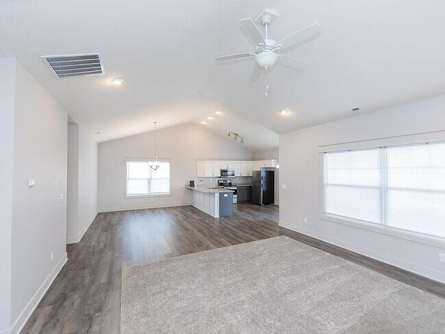 Foto del edificio - 1115 W Rangeview Cir