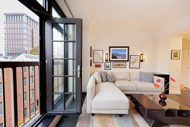 Building Photo - 29 Otis St