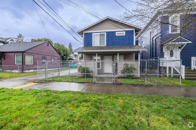 Building Photo - 1212 S 8th St