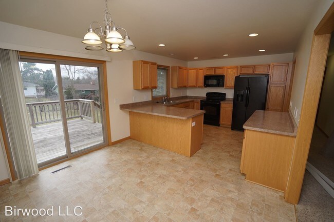 Building Photo - 3 br, 2 bath House - 2739 Lyman Lane