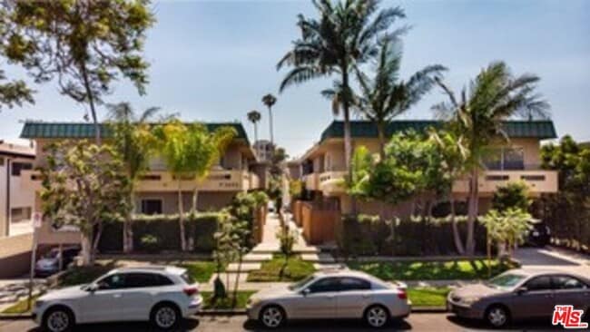 Building Photo - 3557 Jasmine Ave