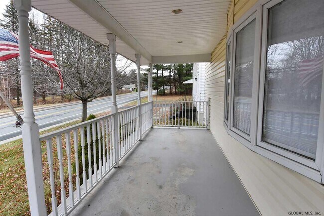 Building Photo - 65 Williams Rd