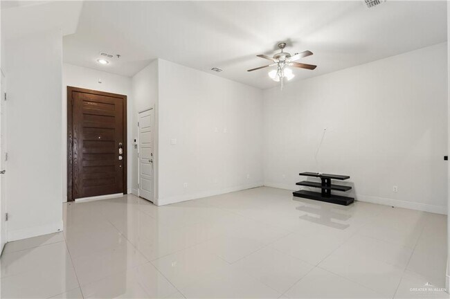 Foto del edificio - 3016 S L St