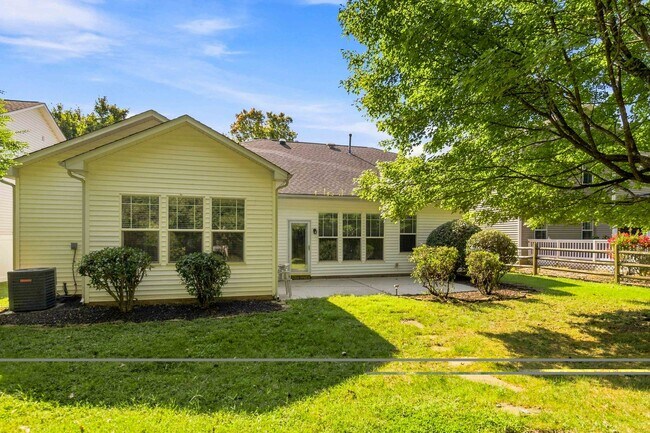 Foto del edificio - 7819 Chaddsley Dr