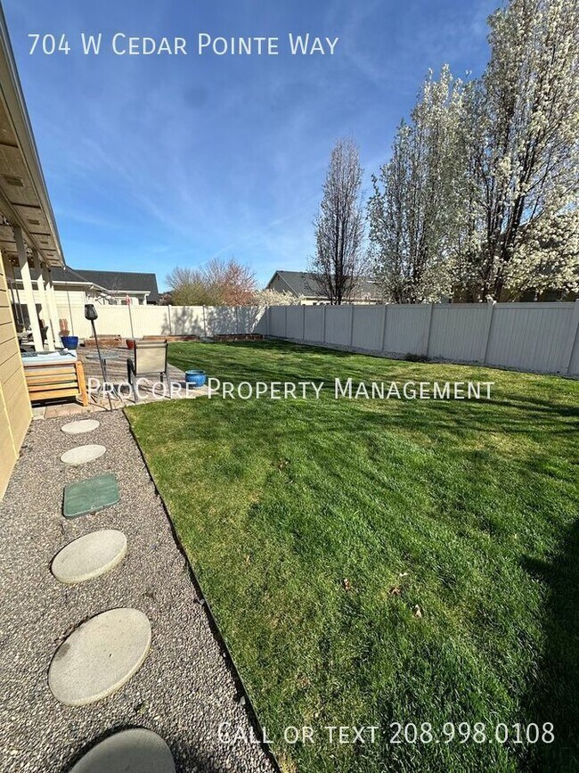 Foto del edificio - Fresh on the Rental Market! 3 bedroom 2 ba...