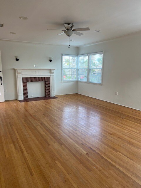 Foto del edificio - 45 Coronado Ave