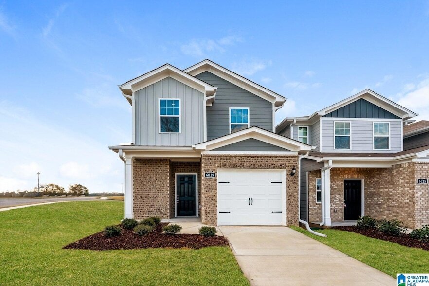 Foto principal - 8033 Hagood St