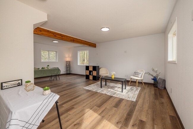 Building Photo - Cozy cabin in the woods on 2.22 Acres!  Se...