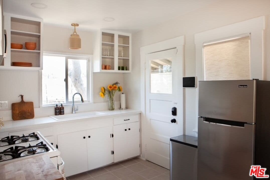 Foto principal - 826 Waterloo St